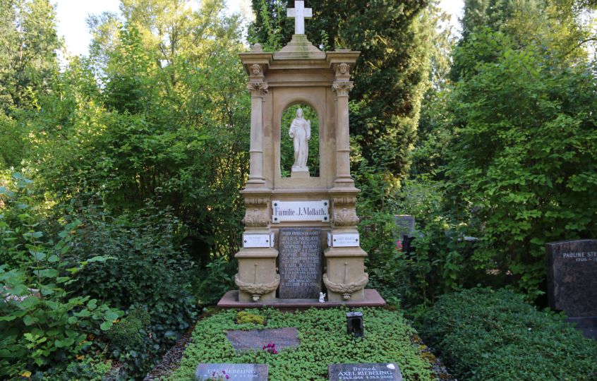 Ehrengräber und Historische Gräber